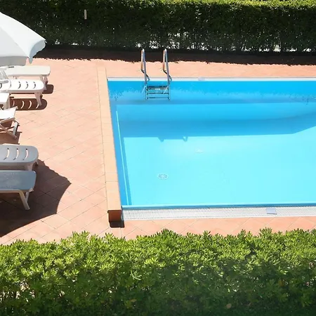 Apartment First Floor Moniga del Garda